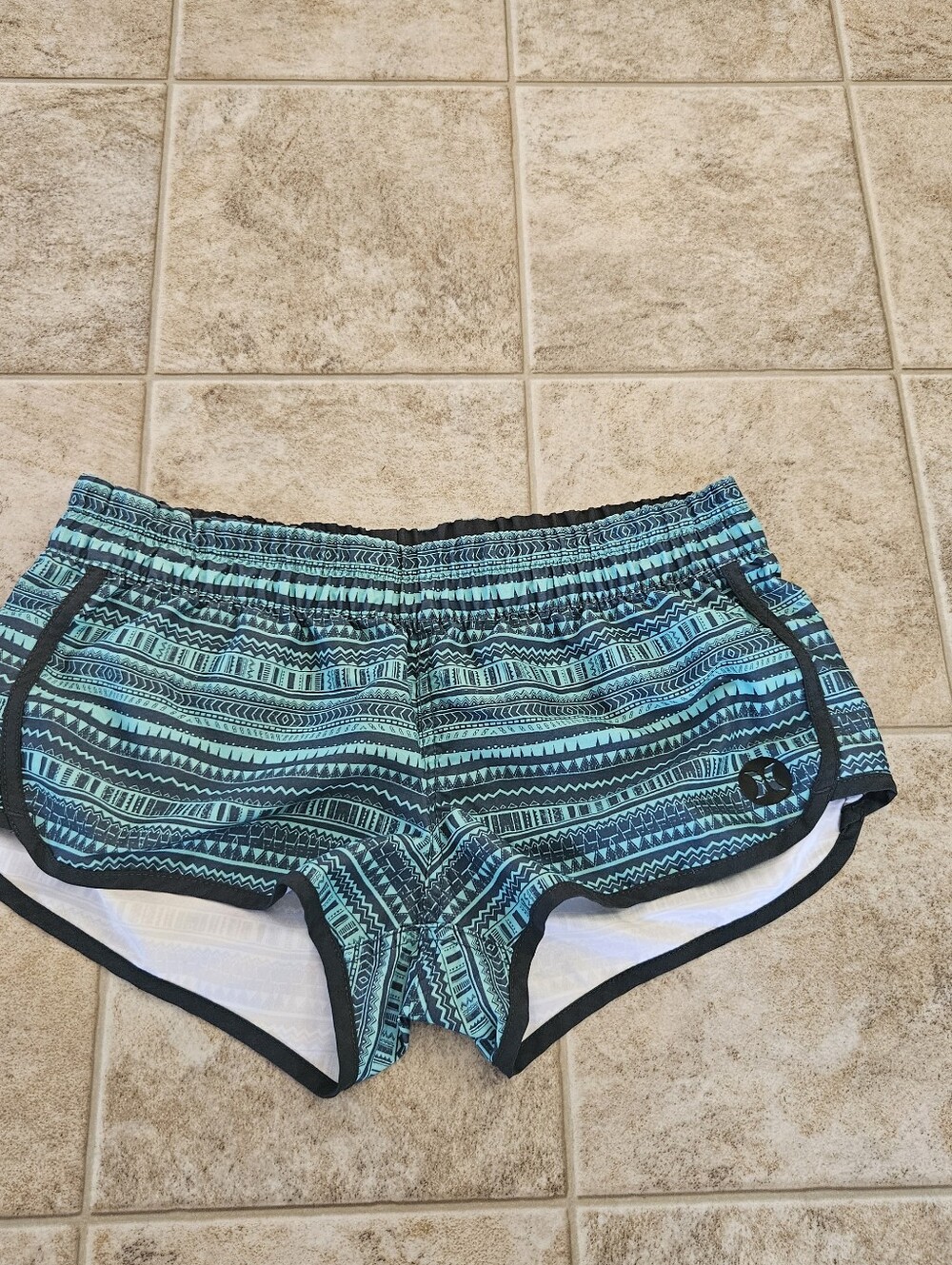 Hurley Shorts Size M